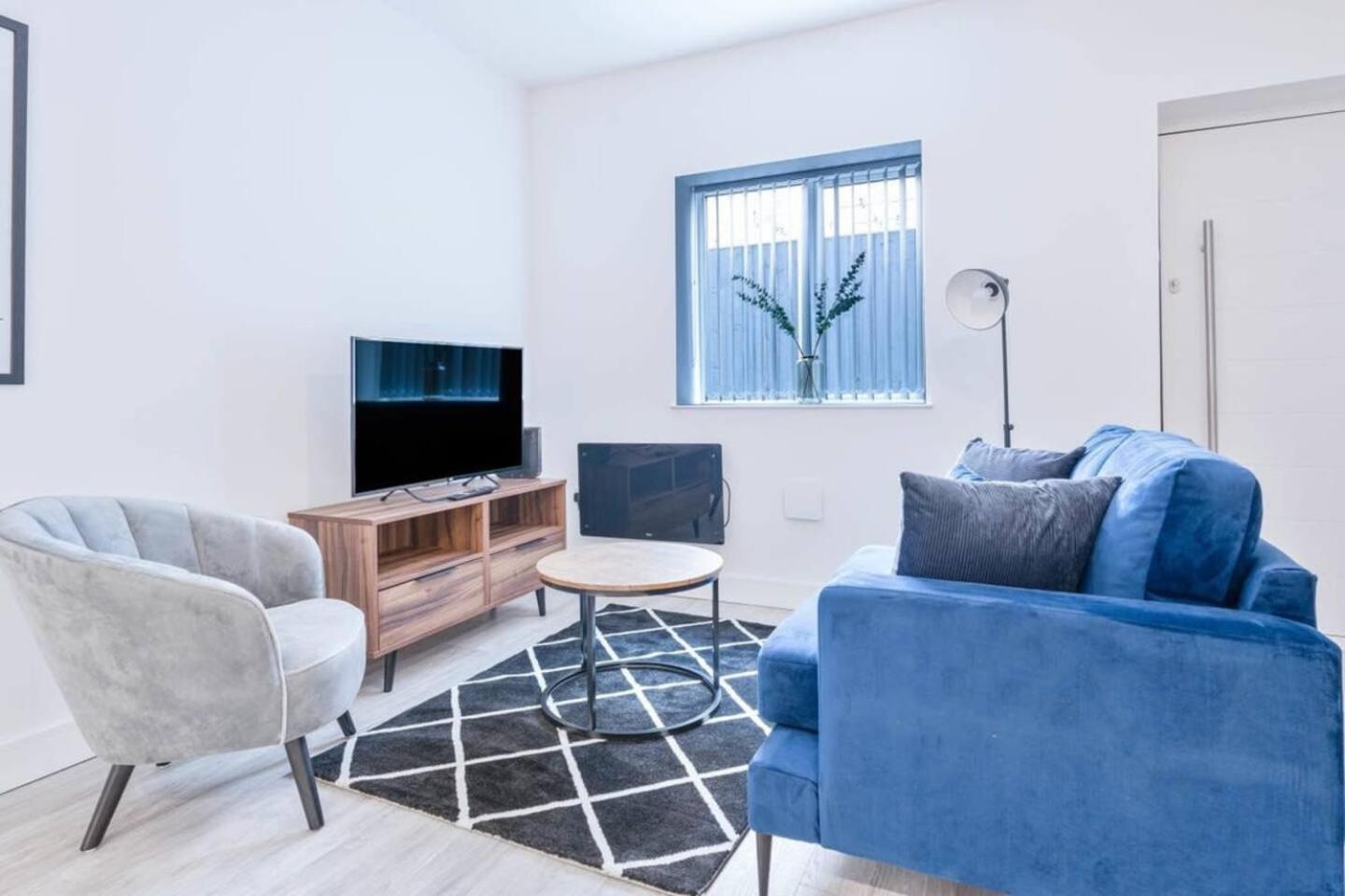Pass The Keys Flat 8 - Charming 1 Bedroom Flat: Ideal Urban Oasis * Birmingham